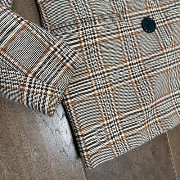 Urban Outfitters Double-Breasted Plaid Blazer - Picture 4 of 15